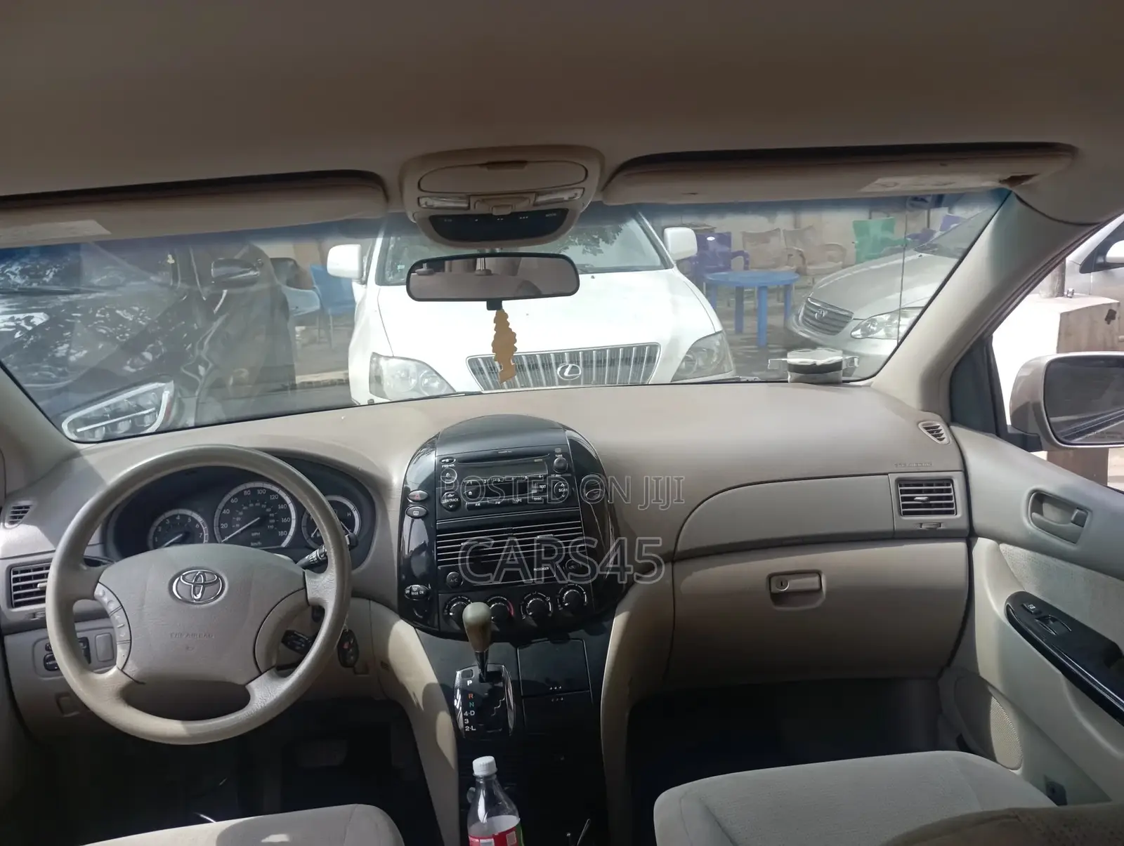 Toyota Sienna 2004 Gold
