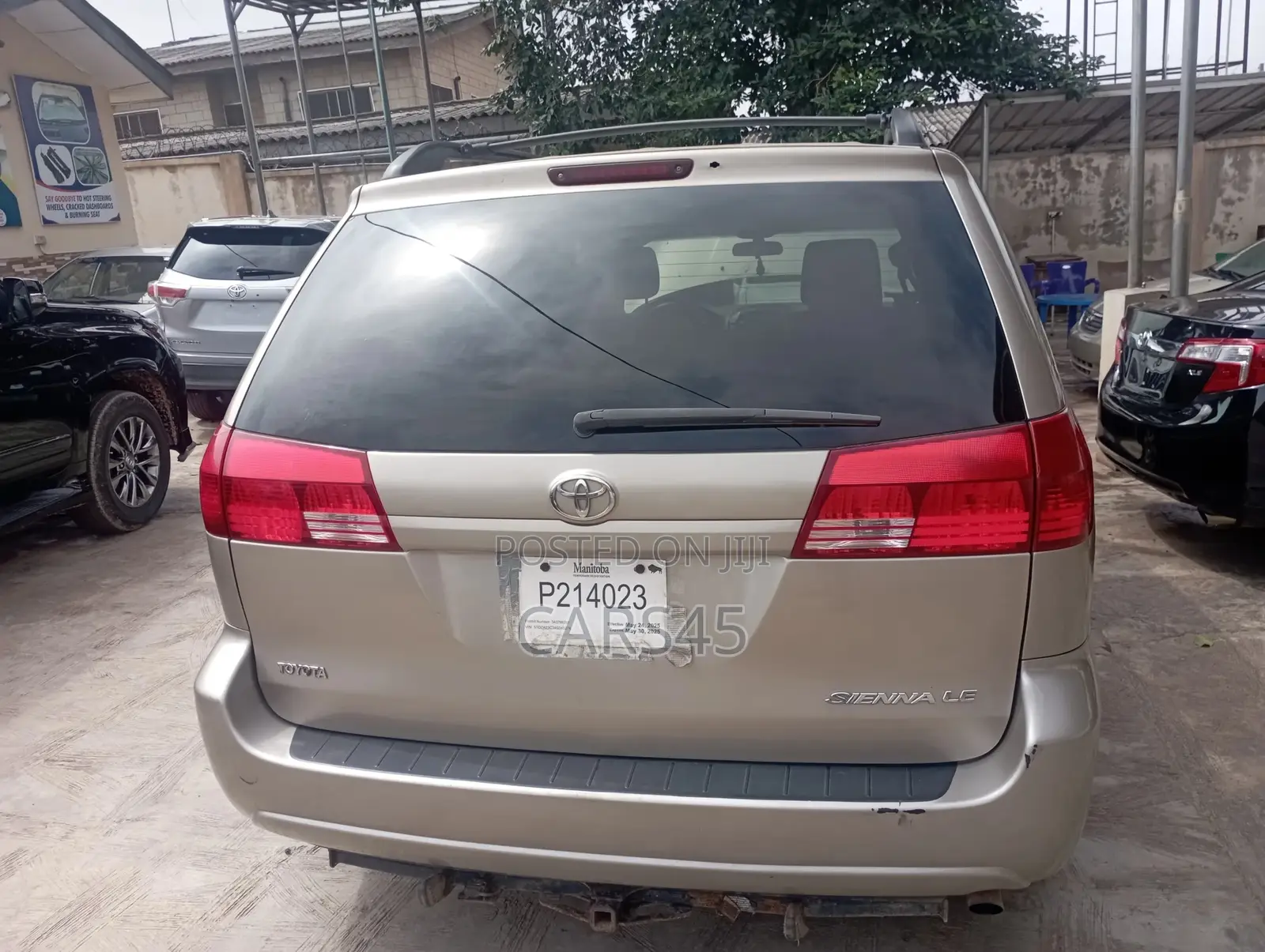 Toyota Sienna 2004 Gold