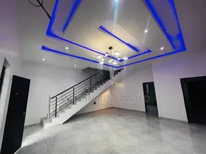 3bdrm Apartment in Ikota for rent