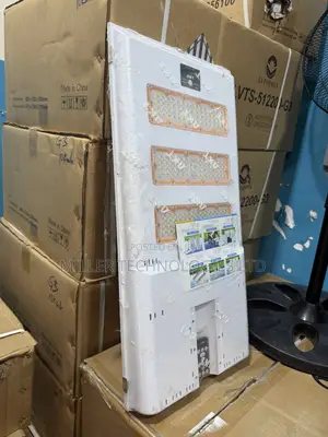 Original AKT 400W Solar Powered Street Light