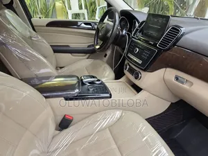 Mercedes-Benz GLE-Class 2018 White