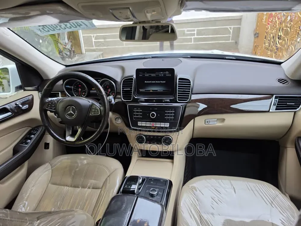 Mercedes-Benz GLE-Class 2018 White