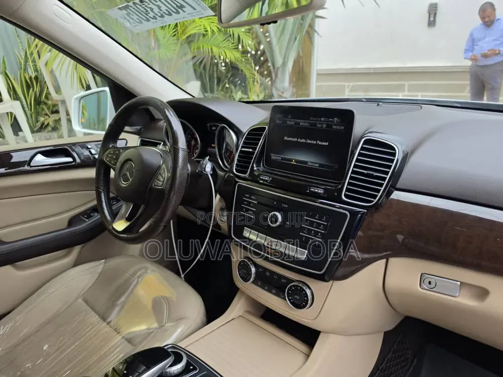 Mercedes-Benz GLE-Class 2018 White