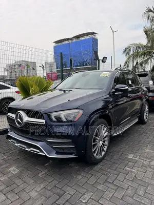 Mercedes-Benz GLE-Class GLE 350 2022 Blue