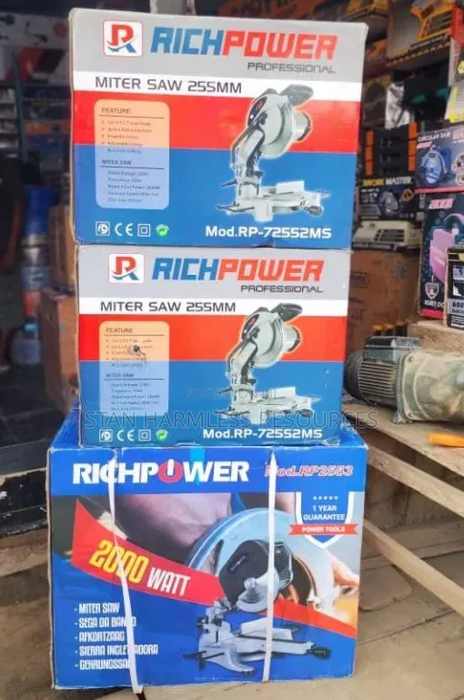 Miter Saw Machine