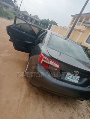 Toyota Camry 2013 Gray