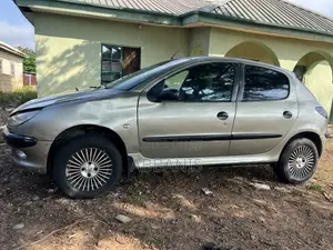 Peugeot 406 2004 Red