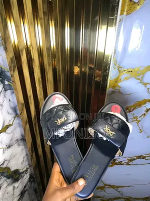 Quality Leather Slide for Ladies