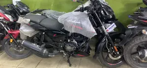 New Bajaj Pulsar 220 F 2025 Black