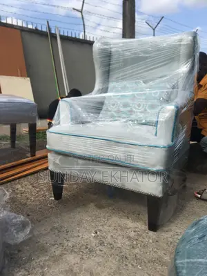 Standard Chair