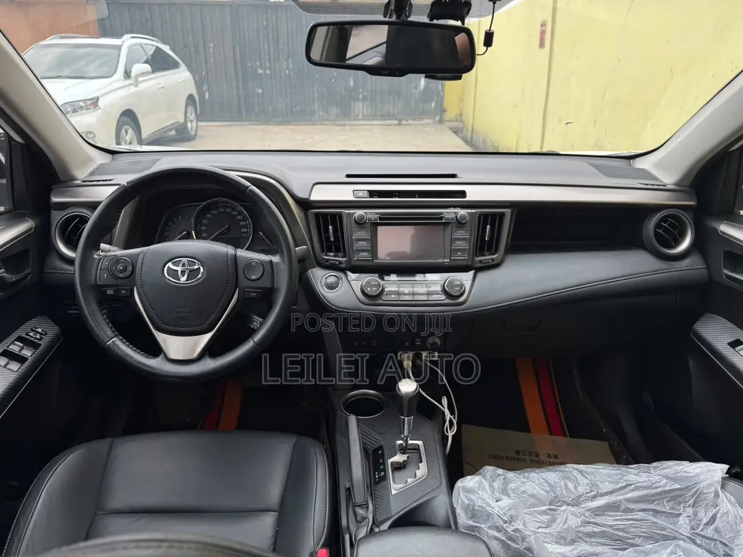 Toyota RAV4 2014 White