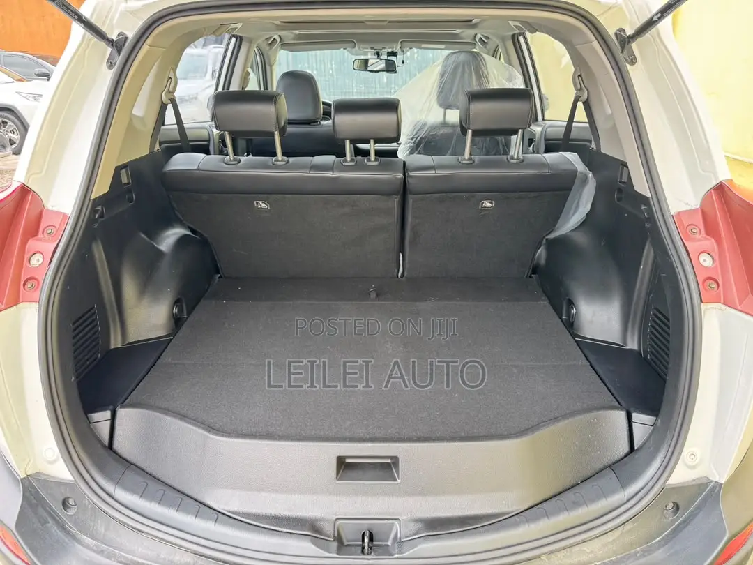 Toyota RAV4 2014 White