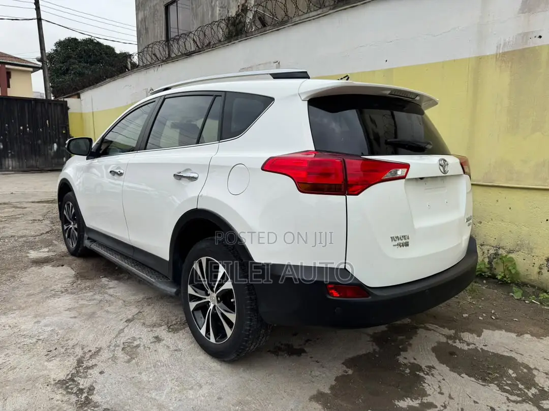 Toyota RAV4 2014 White