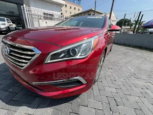 Hyundai Sonata Sport 4dr Sedan (2.4L 4cyl 6A) 2015 Red