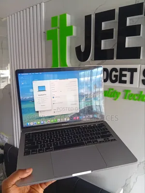 Laptop Apple MacBook Pro 2020 16GB Intel Core i5 SSD 1T