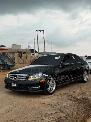 Mercedes-Benz C300 2013 Black