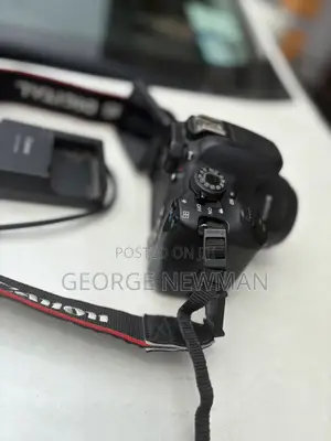 Canon Camera 700D BODY Only