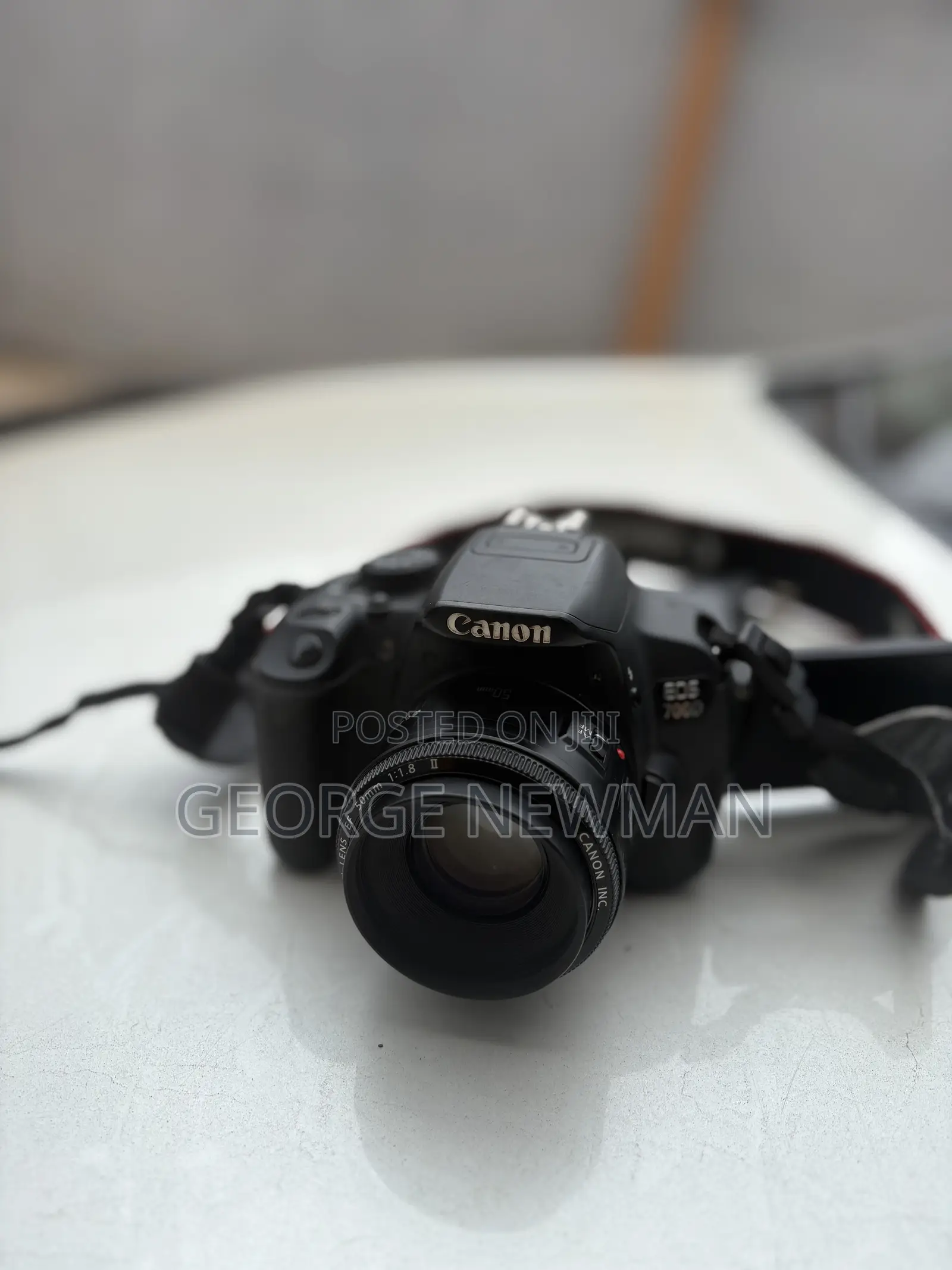 Canon Camera 700D BODY Only