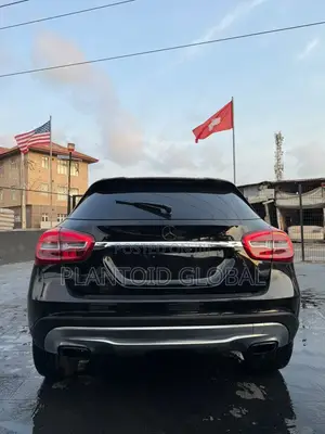 Mercedes-Benz GLA 250 2016 Black