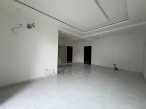 4bdrm Townhouse/Terrace in Ikate for sale