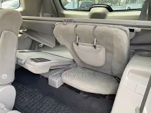 Toyota Highlander SE 2012 Blue