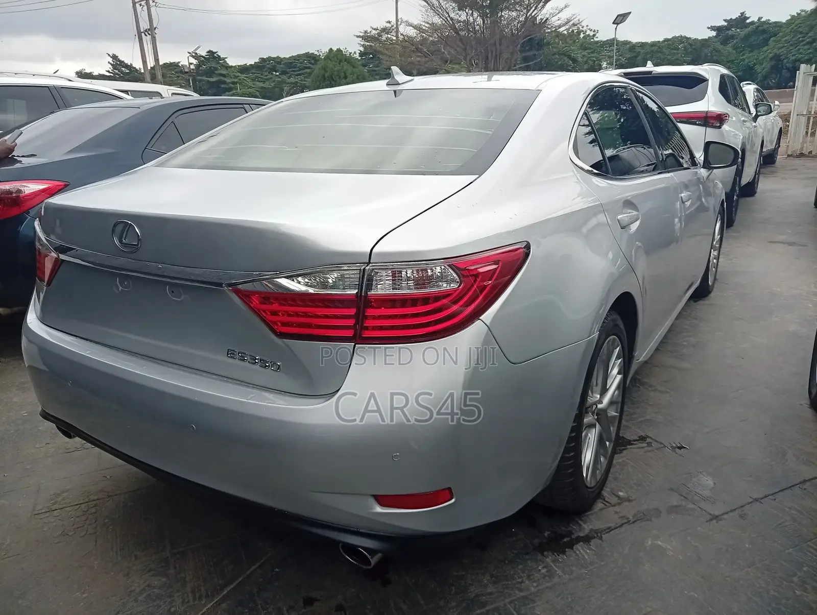 Lexus ES 2013 Silver