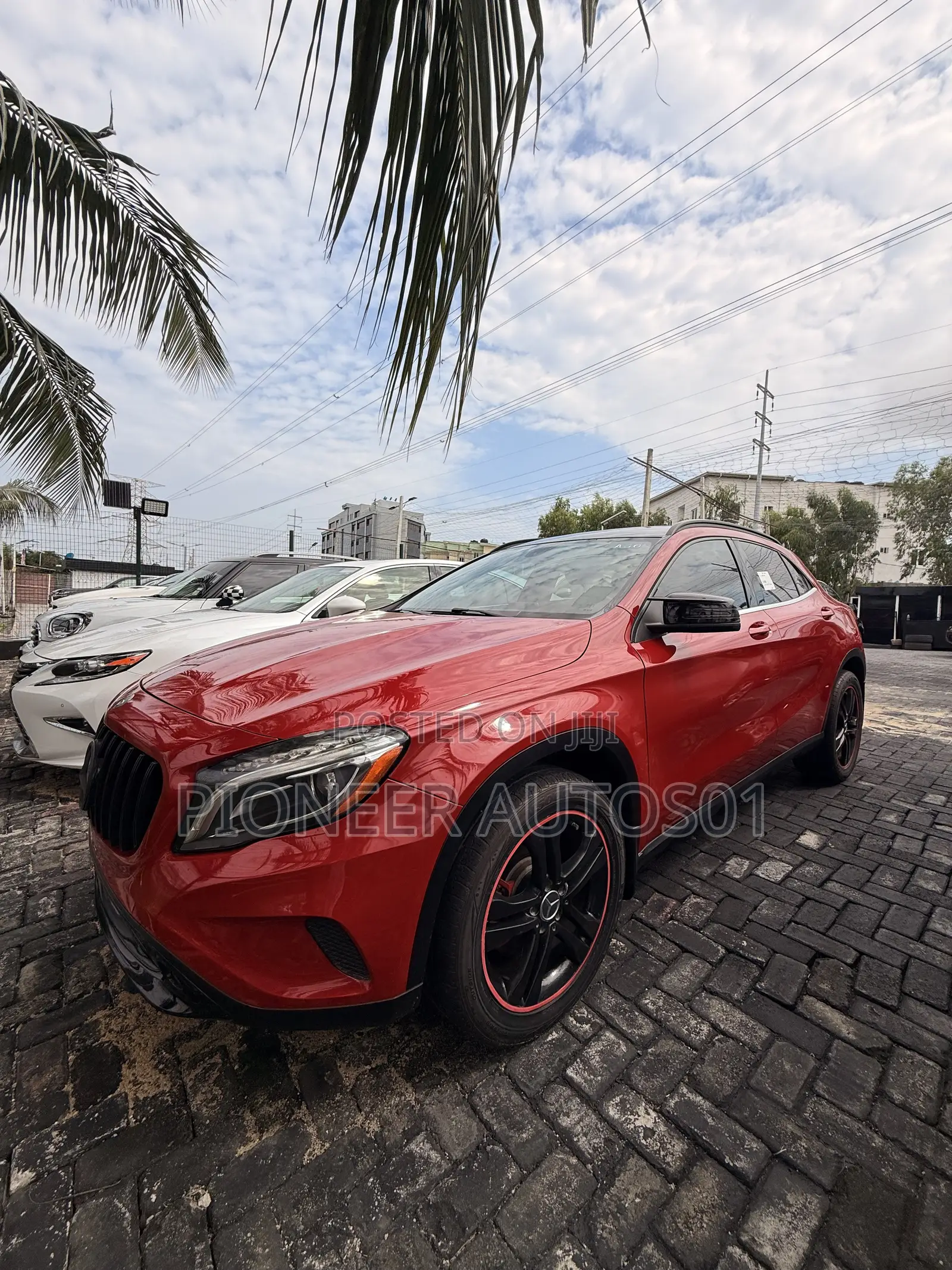 Mercedes-Benz GLA 250 2015 Red