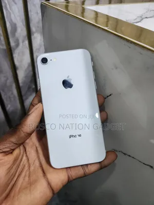 New Apple iPhone 8 64 GB White