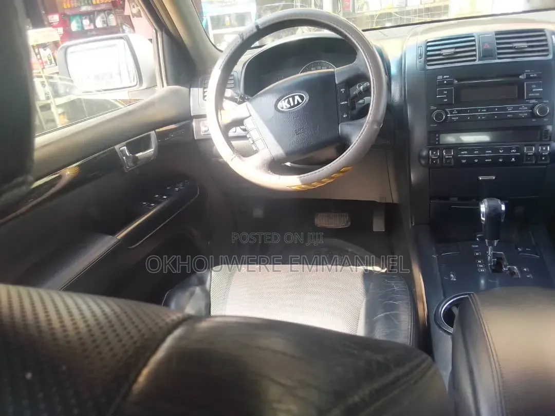 Kia Mohave 2008 Silver