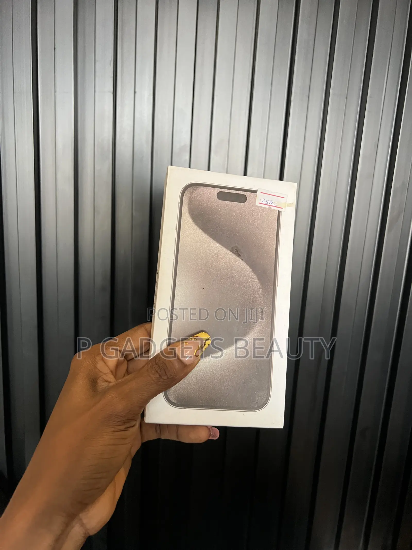 New Apple iPhone 15 Pro 256 GB