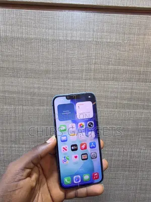 Apple iPhone 13 256 GB Red