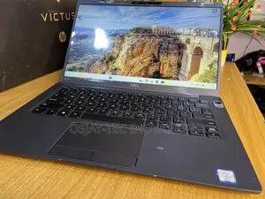 Laptop Dell Latitude 7400 8GB Intel Core i7 SSD 256GB