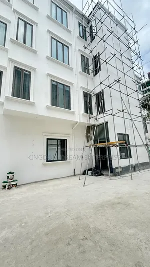 3bdrm Apartment in Banana Island Ikoyi for sale
