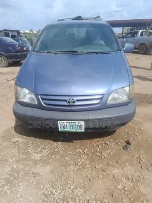 Toyota Sienna 2000 Blue
