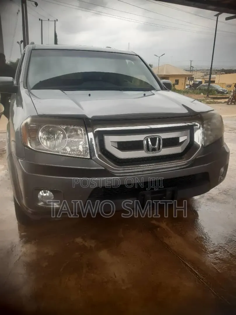 Honda Pilot 2009 Gray