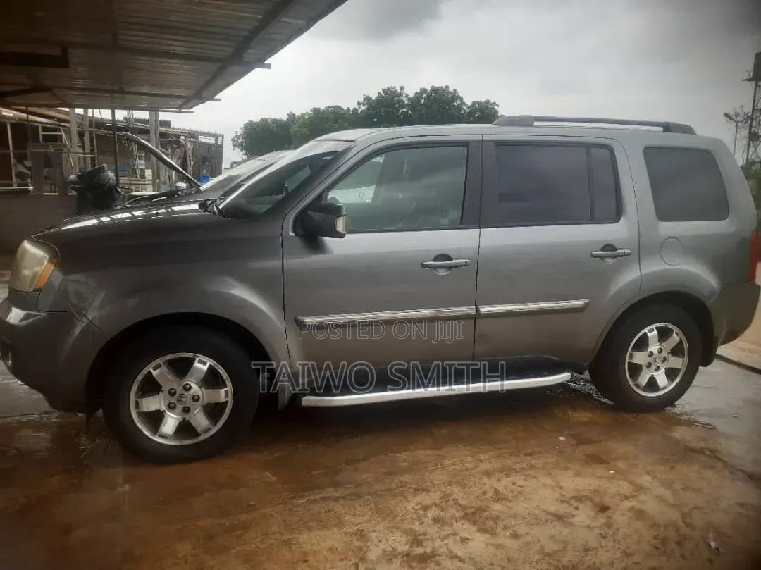 Honda Pilot 2009 Gray