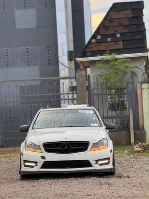 Mercedes-Benz C350 2013 White