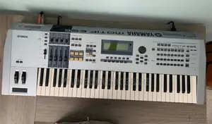 Yamaha Motif Es6