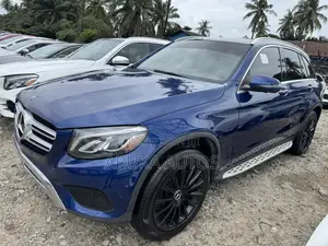 Mercedes-Benz GLC-Class 2019 Blue