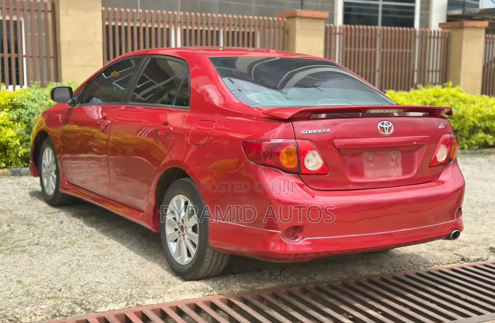 Toyota Corolla 2010 Red