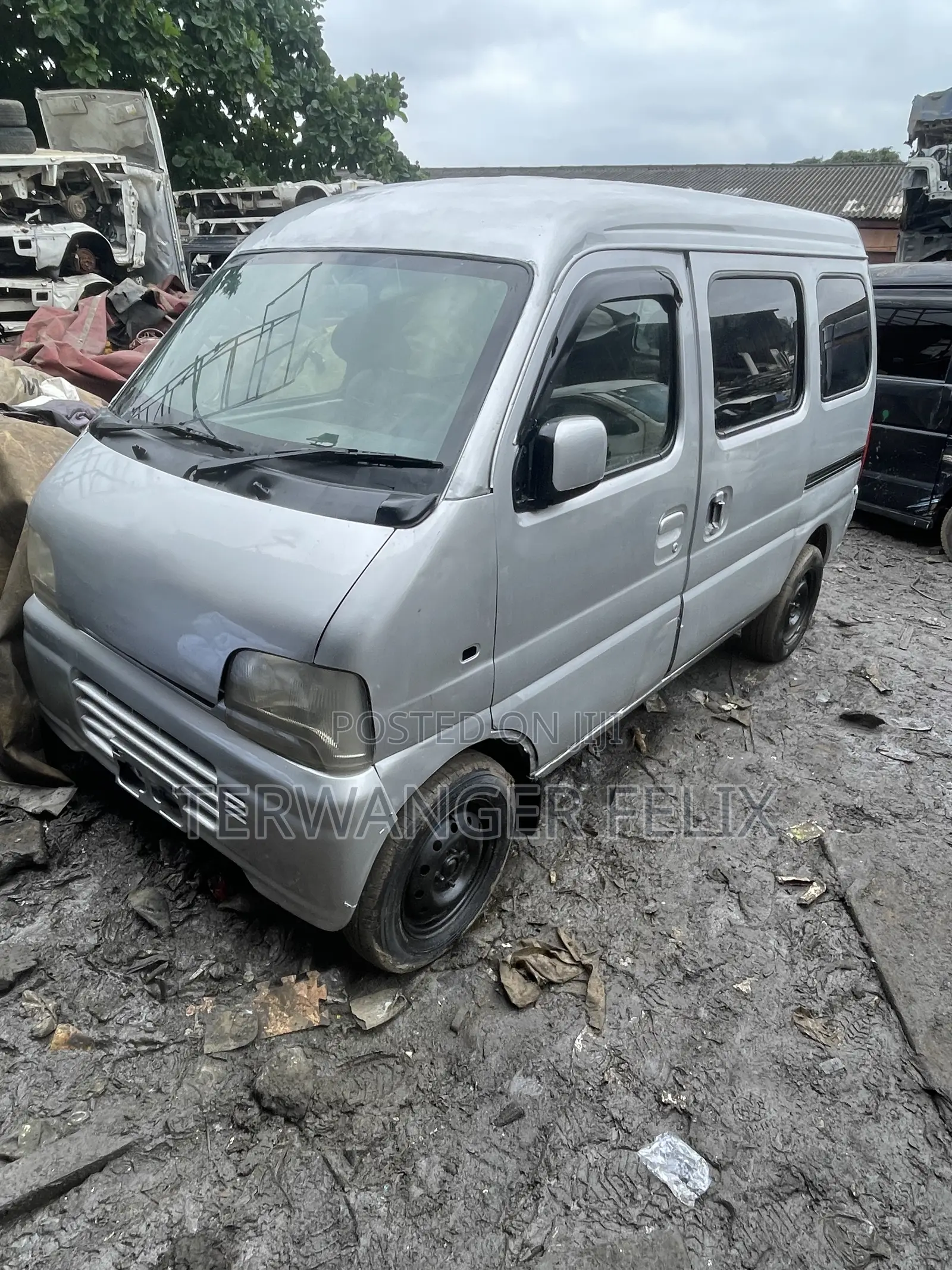 Suzuki Every 2010 Silver