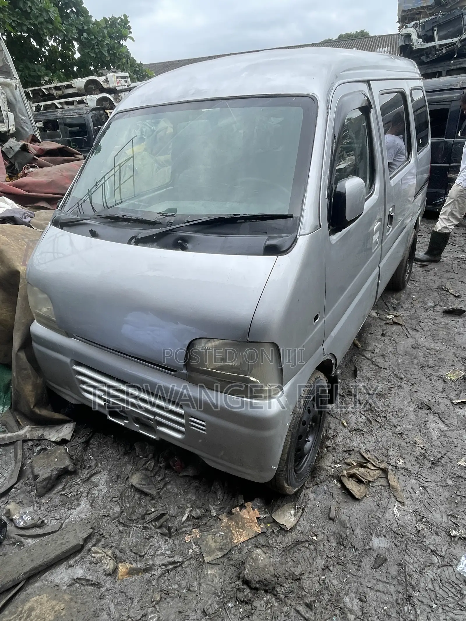 Suzuki Every 2010 Silver