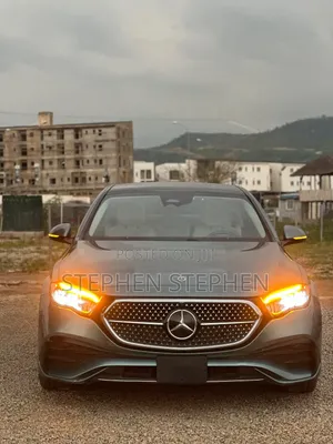 Mercedes-Benz E350 2024 Green