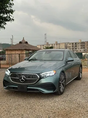 Mercedes-Benz E350 2024 Green