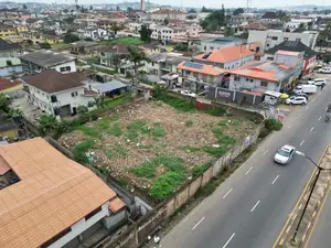 920Sqm Bare Fenced Land for Sale in Bodija,Ibadan