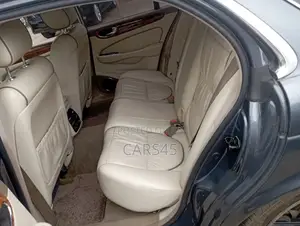 Jaguar XJ Vanden Plas 2004 Gray