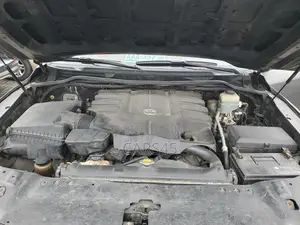 Toyota Land Cruiser 2013 Gray