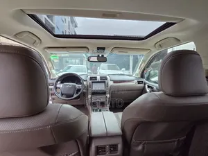 Lexus GX 2013 White