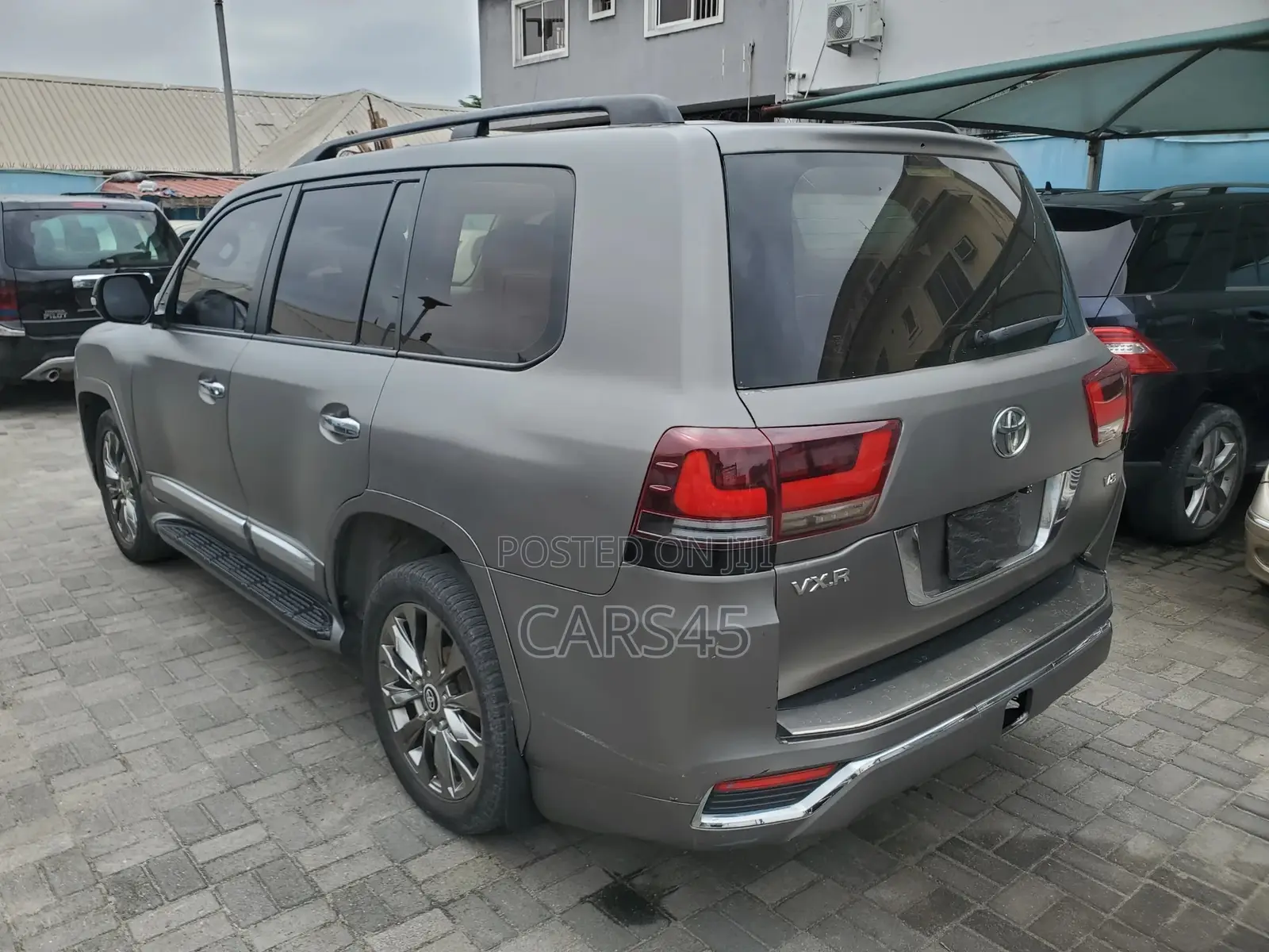 Toyota Land Cruiser 2013 Gray