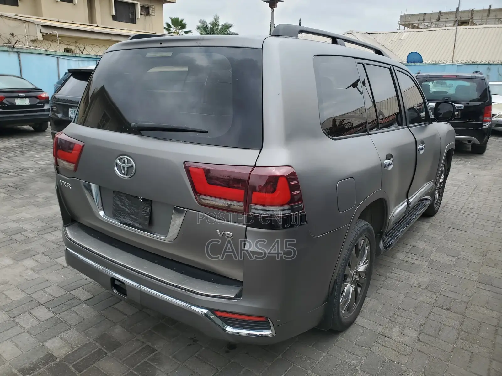 Toyota Land Cruiser 2013 Gray